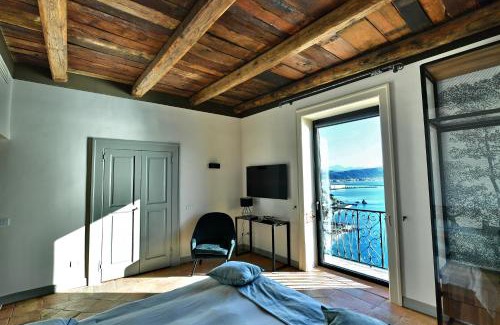 Raito Casa | In Costa Relais & Luxury Suites