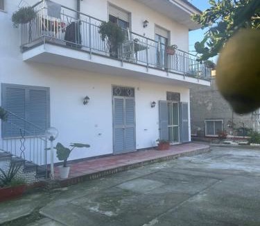 Sant'Egidio del Monte Albino Casa | In famiglia apartment and rooms for Pompei, Amalfi, Sorrento and Salerno