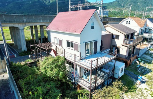Minami-komatsu Cabaña | In front of Lake Biwa! A private lakefront experience