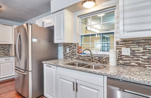 Temple Crest Casa | In ground pool! Large Groups!