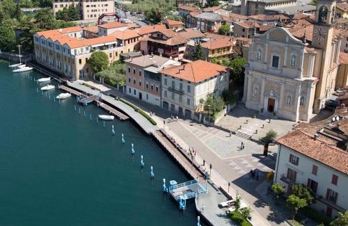 Marone Apartamento | In Riva al Lago di Iseo Residenza Primo Piano