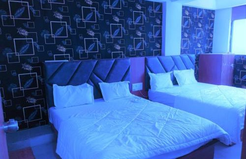 Ahmedabad Hotel | Hotel Reach & Rest