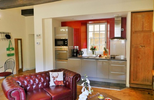 Sarlat-la-Caneda Historic Center Apartamento | In Sarlat Luxury Rentals, Medieval Center - Appartement Sherlock