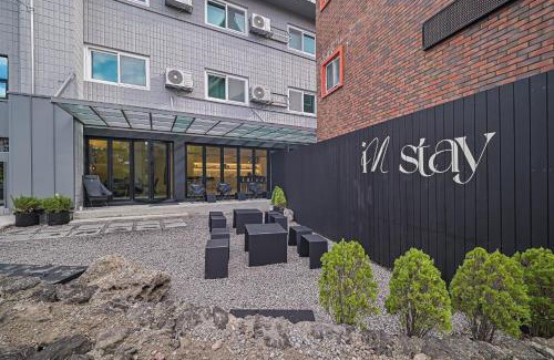 Songsan-dong Casa | In Stay Guesthouse