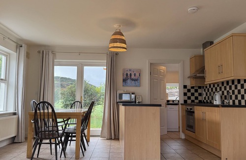 Doolin Cabaña | Doolin Village - Bungalow Dormer 02