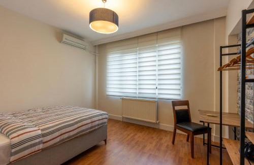 Cihangir Apartamento | In the Centre of Taksim and Galataport 3 Bedroom and 1 Living Room