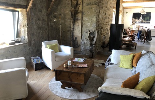 Labastide-sur-Besorgues Casa | Vrbo Property
