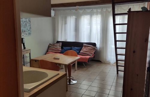 Villeneuve-les-Maguelone Apartamento | En el centro del pueblo, muy tranquilo, cerca de todas las tiendas y la playa.