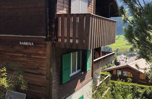 Adelboden Apartamento | In the heart of Adelboden| free parking | 5Min Walk To Audi FIS Ski World Cup
