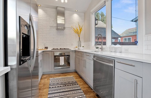 Merion Village Casa | In the heart of German Village!