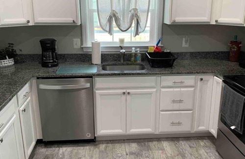 Marshall Casa | In the Heart of Marshall - Virginia Horse and Wine Country