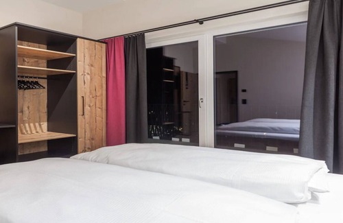 Gaschurn Chalet De Esquí | IN THE HEART OF MONTAFON VALLEY - A FAMILY CHALET FOR 24