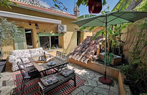 Cimiez Casa | In the heart of Nice, quiet, atypical Nice house with large sunny terrace