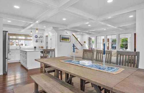 Osterville Casa | In the Heart of Osterville Village Newly renovated Pets considered RPMS087