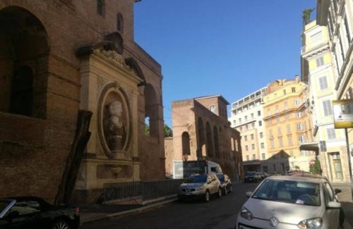 Rione XVI Ludovisi Casa | In the heart of Rome, refined environments, sauna and relaxation