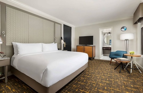 Lower Nob Hill Hotel | In The Heart Of San Francisco! Bike Rentals, Pets Allowed, Walk to Union Square!