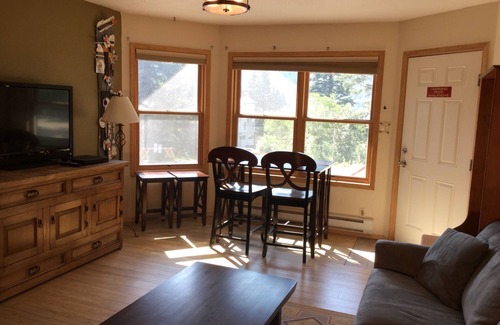 Taos Ski Valley Condominio | En el corazón de Taos Ski Valley - sin tarifa de limpieza