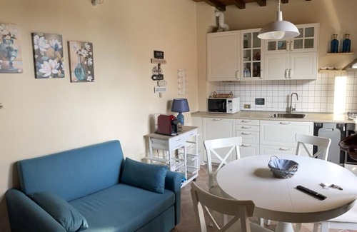 Montaione Complejo | In the heart of Tuscany, beautiful garden with swimming pool, Casa di Ele awaits you