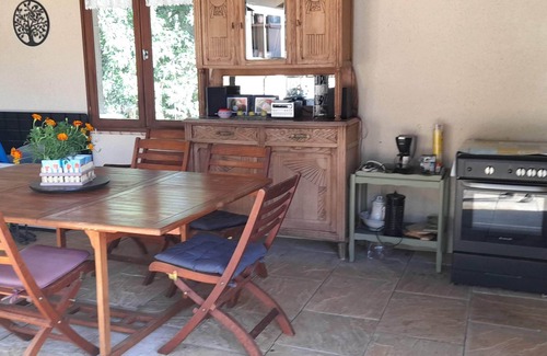 Creysse Cabaña | In the LOT, near MARTEL fully renovated gîte with swimming pool
