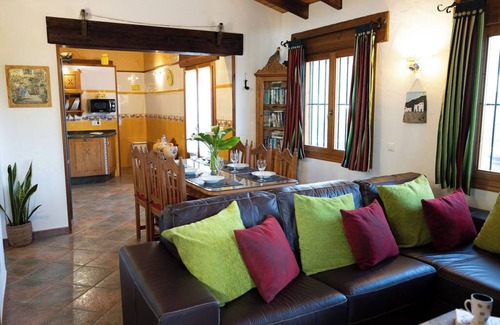 Nerja Cabaña | EN LAS MONTAÑAS DE LA COSTA DEL SOL. Villa con piscina privada- jacuzzi caliente