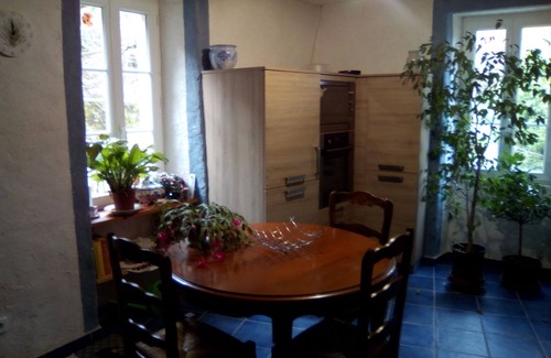 Sonnac Casa | A la sombra de un molino rouergat, casa junto al agua