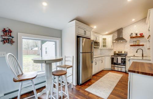 Yardley Apartamento | In-Town and Walkable Historic Yardley Retreat!