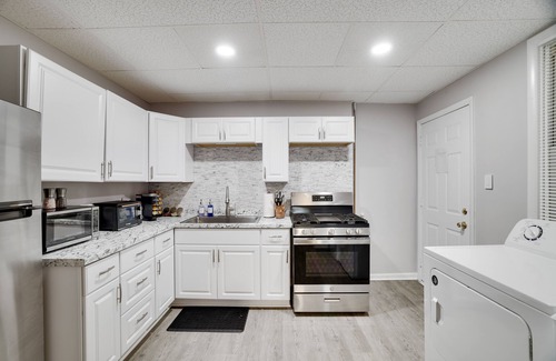 Wilkes-Barre Apartamento | In Unit W&D Free Parking Fast Wifi 5 Min Downtown