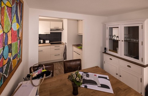 Wedel Apartamento | NUEVO en Wedel: pequeño bungalow en el corazón del casco antiguo de Wedel para 2 personas