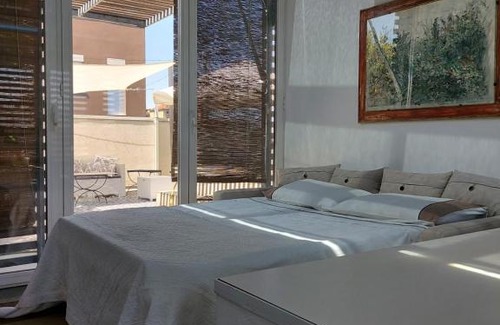 Ortica Apartamento | Incantevole super attico con terrazza e piscina