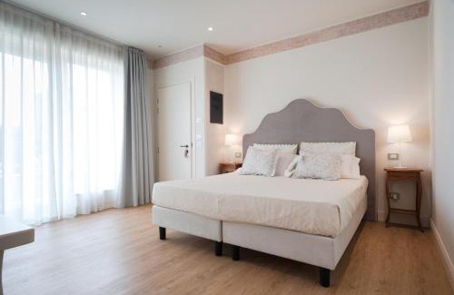 San Benedetto di Lugana Hotel | Incanto di Luna Hotel
