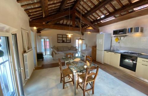 Ferrara Historic Centre Apartamento | InCastrum - la soffitta in centro