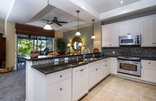 Kulalani Casa | Includes Mauna Lani Beach Club Pass! BBQ on the Lanai! Kulalani 2403
