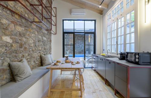 Plaka Apartamento | Incomparable Plaka's Luxury Apt Private Pool