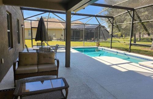 Calabria Casa | Incrível casa 5BD/5BA com piscina perto da Disney
