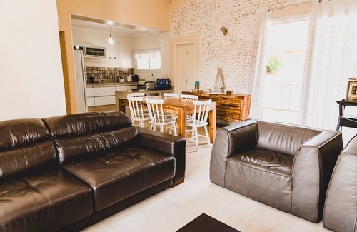 Vila Giglio Casa | Incrível casa com ampla área de lazer em Atibaia