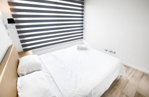 Puerto Santa Ana Apartamento | Increíble apartamento de lujo SantaLoft