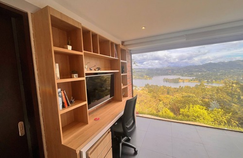 Retiro Cabaña | Increíble casa de campo con hermosa vista