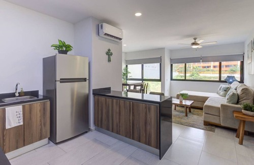 La Cruz de Huanacaxtle Condominio | Increíble condo 2BD con alberca en roof!