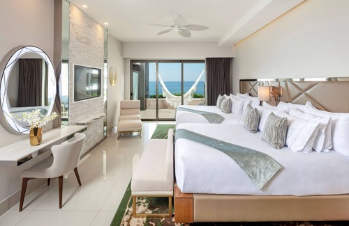 El Tezal Hotel | Incredible 2-bedroom. Inspiring location indoors and out. Garza Blanca Cabo.