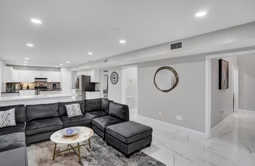 Deerfield Beach Villa | Incredible 7BR w/ Game Room Heated Pool & Jacuzzi!