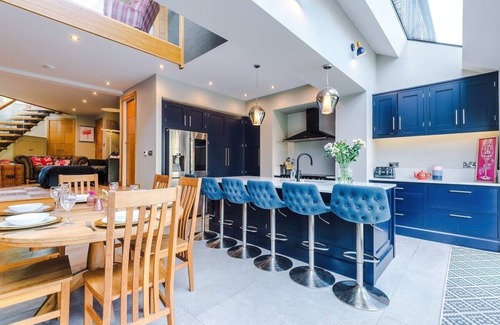 Shipley Casa | Incredible Home | Driveway | Piano | Workspace
