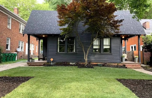 Plaza Midwood Casa | Incredible location in hot neighborhood