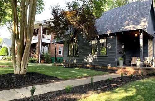 Plaza Midwood Casa | Incredible location in hot neighborhood
