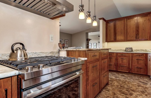Woodland Park Casa | Incredible Mountain Home, Pikes Peak View, 21 acres!