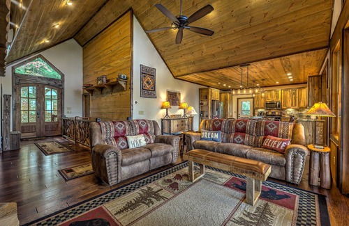 Blue Ridge Cabina | Incredible mountain view - amazing property -hot tub -game room - great location