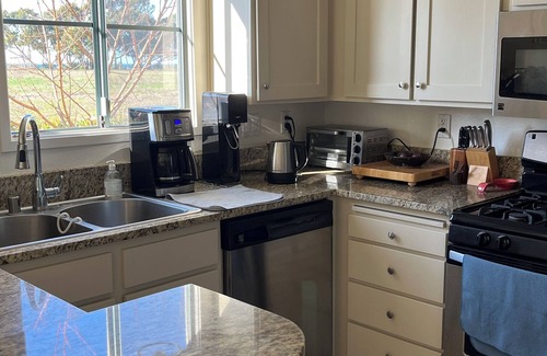 Goleta Condominio | Incredible oceanfront 2-bedroom condo in Goleta