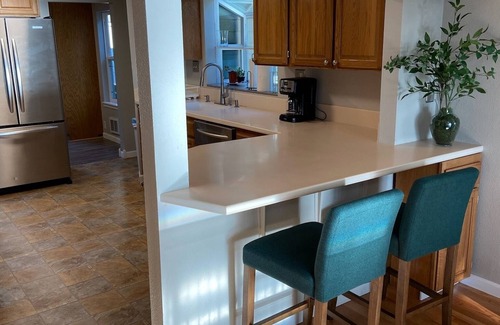 Des Moines Casa | Incredible Puget Sound 4 Bedroom home w Hot Tub