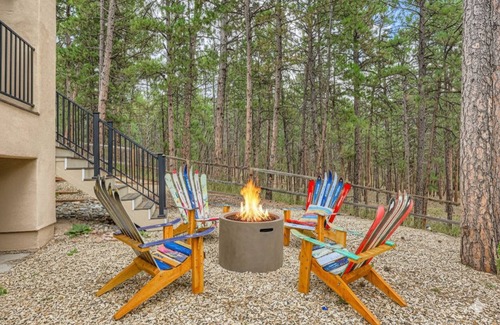 Colorado Springs Casa | Incredible Views ~ 6BR ~ Sleeps 20 + Hot Tub, Game Room, Theatre, Gym