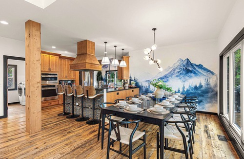 McGaheysville Casa | Incredible Year-Round Views.HGTV Design.HotTub.Theater.Sauna.Rec Room.Arcades