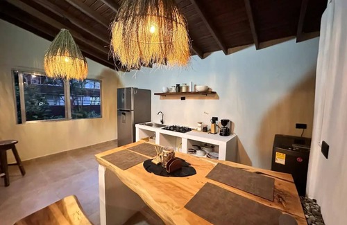 Lalinde Casa | Increible Casa con Jacuzzi en Poblado-Lleras.